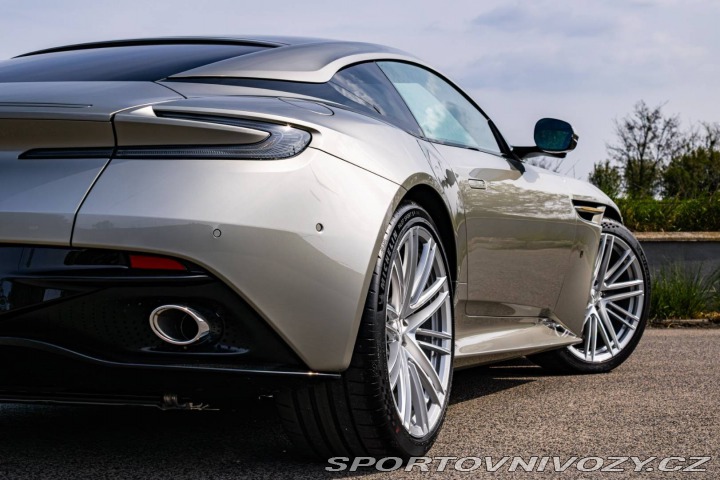 Aston Martin DB12 Goldfinger 007 Edition 1 2026