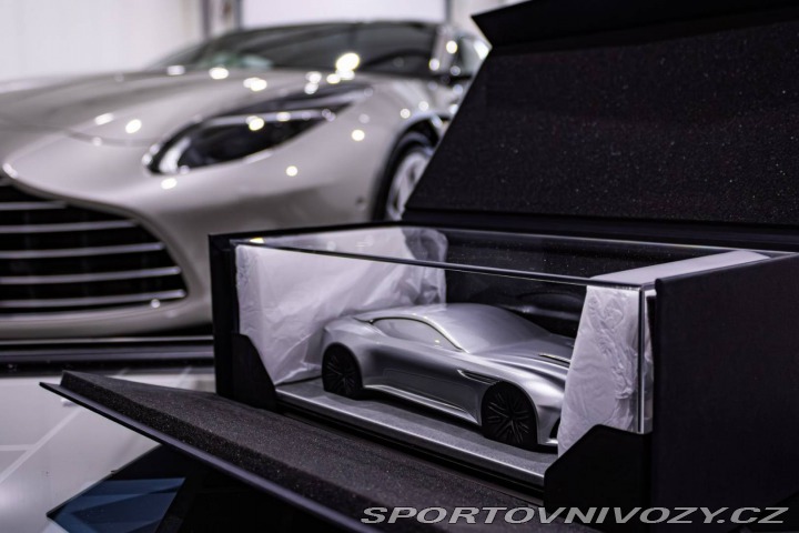 Aston Martin DB12 Goldfinger 007 Edition 1 2026