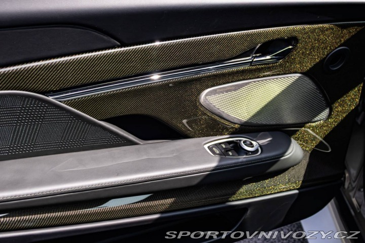 Aston Martin DB12 Goldfinger 007 Edition 1 2026