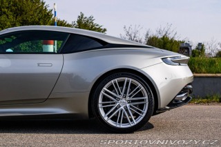 Aston Martin DB12 Goldfinger 007 Edition 1 2026