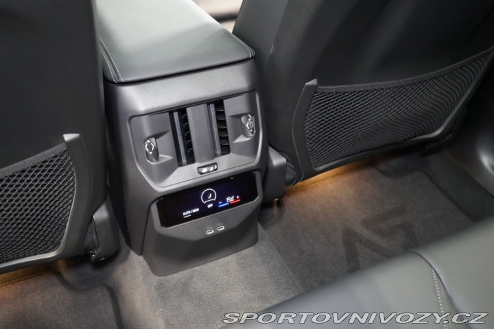 BMW X3 M50*XDRIVE*LED*HUD*NEZ.TO 2025