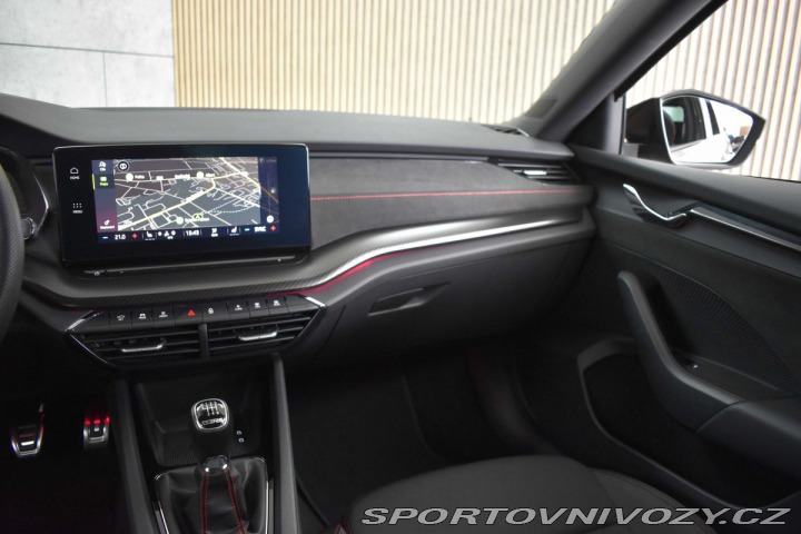 Škoda Octavia RS RS REZERVACE 2022