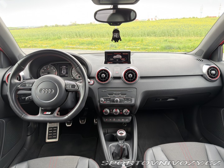 Audi S1 sportback 2015