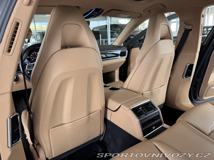 Porsche Panamera 4 E-Hybrid*Dověry*Panoram 2018
