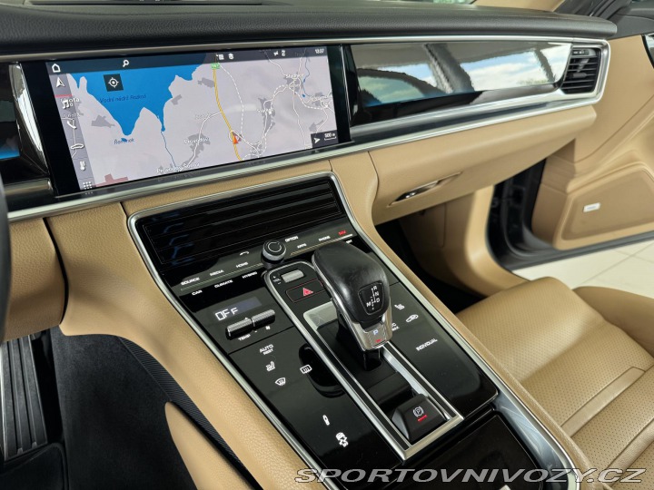 Porsche Panamera 4 E-Hybrid*Dověry*Panoram 2018