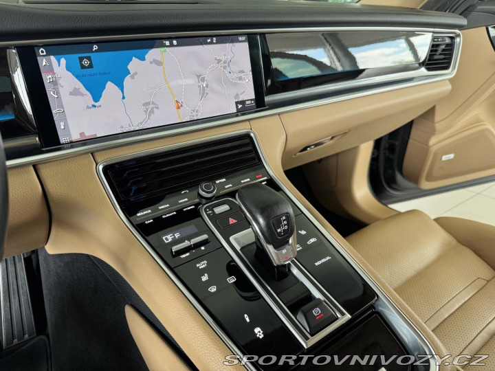 Porsche Panamera 4 E-Hybrid*Dověry*REZERVA 2018