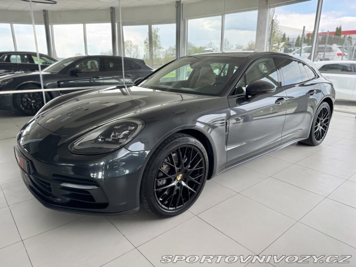 Porsche Panamera 4 E-Hybrid*Dověry*Panoram 2018