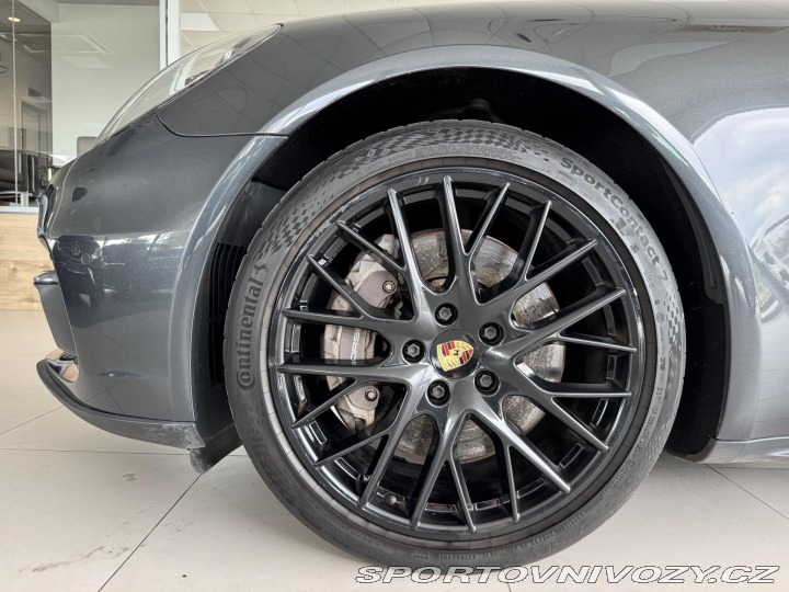 Porsche Panamera 4 E-Hybrid*Dověry*REZERVA 2018