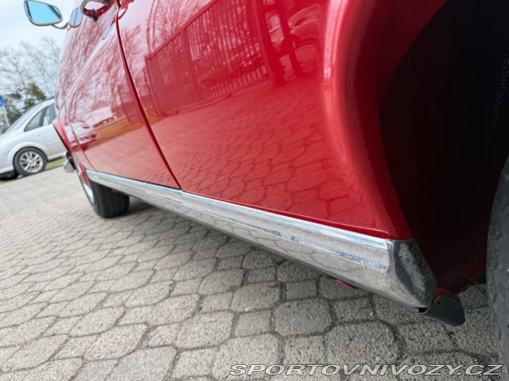 Mercedes-Benz S 220 SEb W111 1963