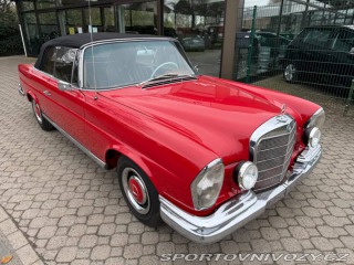 Mercedes-Benz S 220 SEb W111 1963