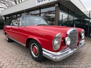 Mercedes-Benz S 220 SEb W111 1963