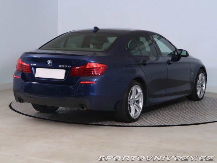 BMW 5 M Sport 535d xDrive 2015