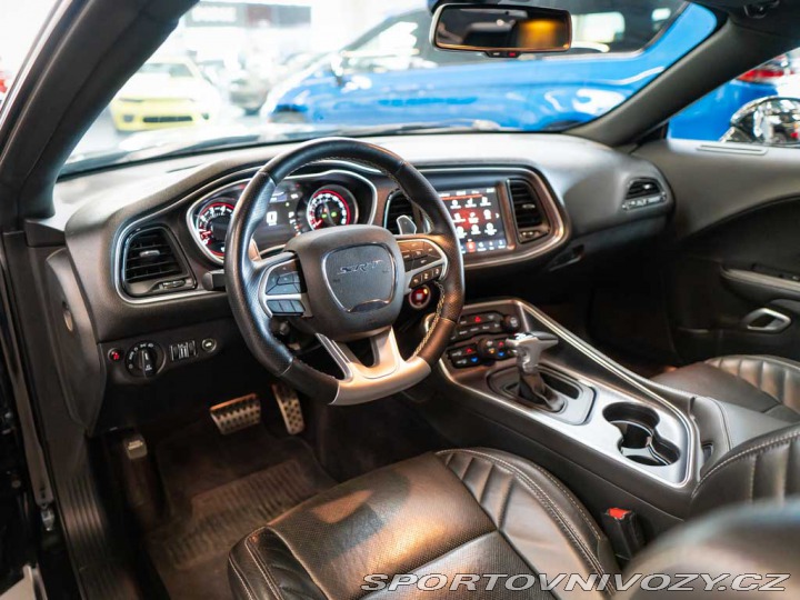 Dodge Challenger 6.4 V8 SRT HEMI 2018