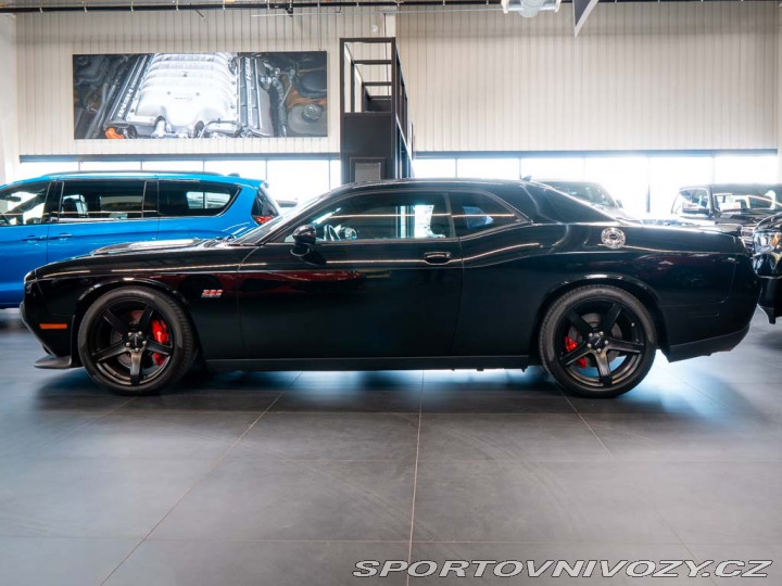 Dodge Challenger 6.4 V8 SRT HEMI 2018