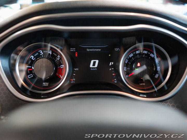 Dodge Challenger 6.4 V8 SRT HEMI 2018