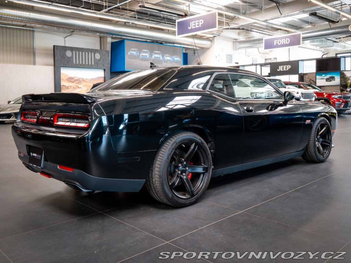 Dodge Challenger 6.4 V8 SRT HEMI 2018