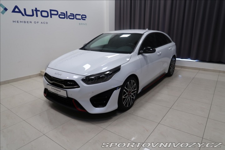 Kia ProCeed 1,6 T-GDI NAVI KAMERA 1. 2022