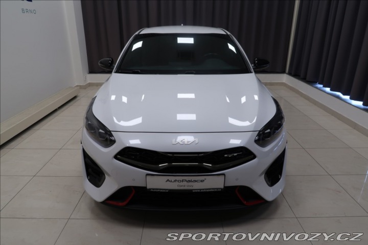 Kia ProCeed 1,6 T-GDI NAVI KAMERA 1. 2022