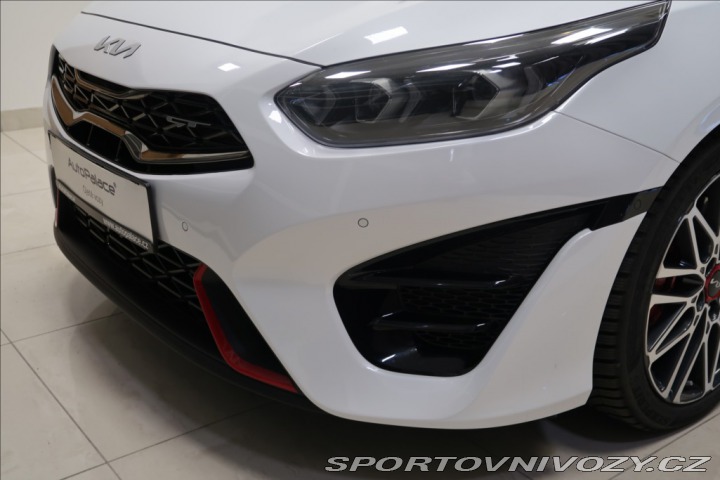 Kia ProCeed 1,6 T_GDI NAVI KAMERA 1. 2022