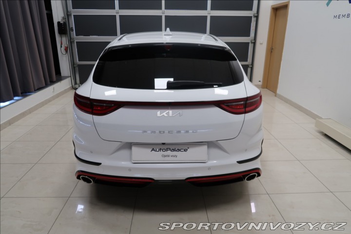 Kia ProCeed 1,6 T_GDI NAVI KAMERA 1. 2022