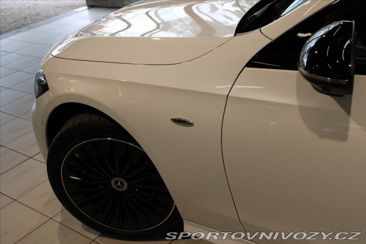 Mercedes-Benz CLE 300e AMG Line Premium Plu 2025