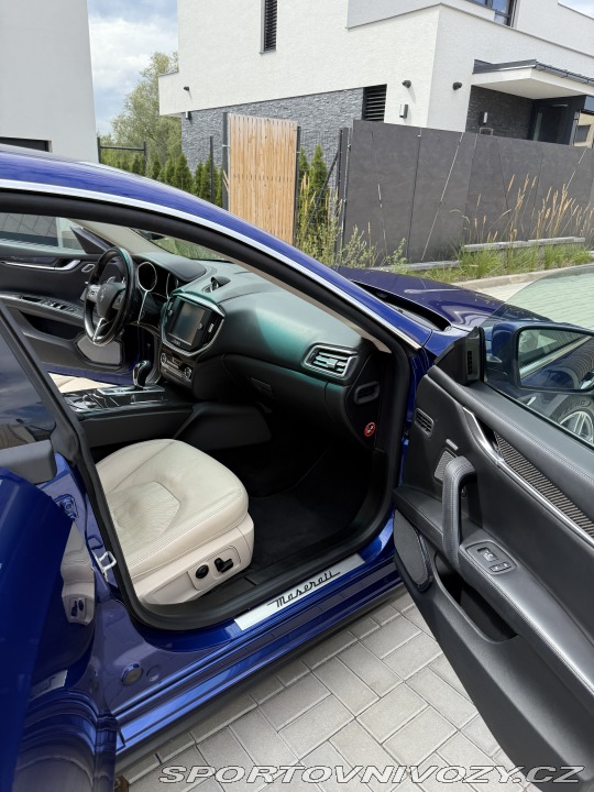 Maserati Ghibli  2014