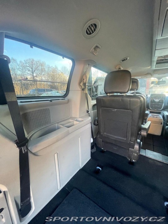 Chrysler Ostatní modely Town & Country 3,6 2014