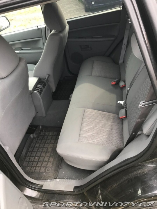 Ostatní značky Ostatní modely Jeep Grand Cherokee 3,0   CRD Laredo a tažné 2008