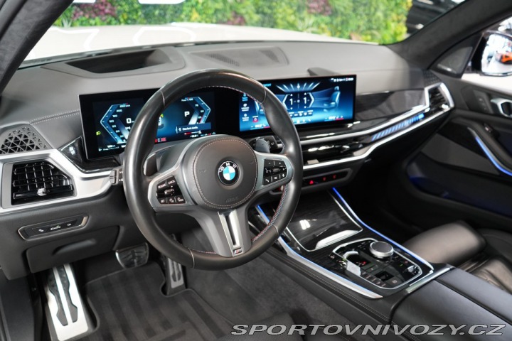 BMW X7 M60i*PANO*HUD*TAŽNÉ*H/K*3 2024