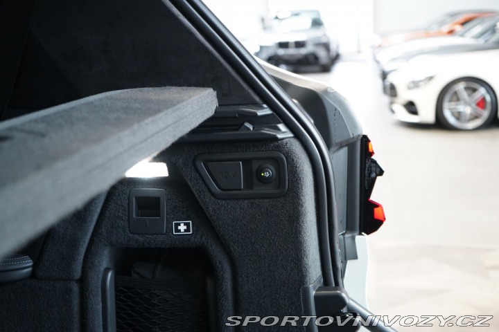 BMW X7 M60i*PANO*HUD*TAŽNÉ*H/K*3 2024