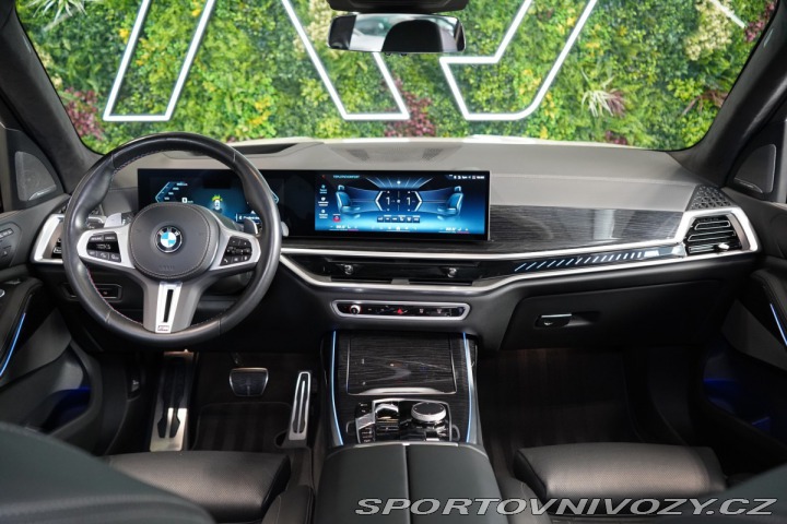 BMW X7 M60i*PANO*HUD*TAŽNÉ*H/K*3 2024