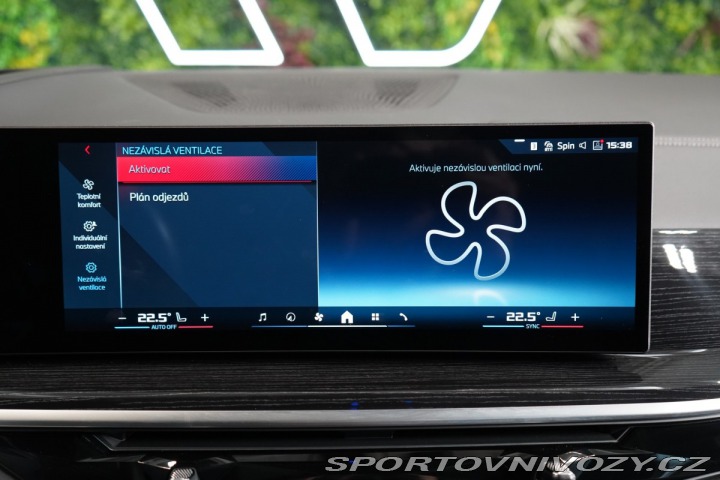 BMW X7 M60i*PANO*HUD*TAŽNÉ*H/K*3 2024