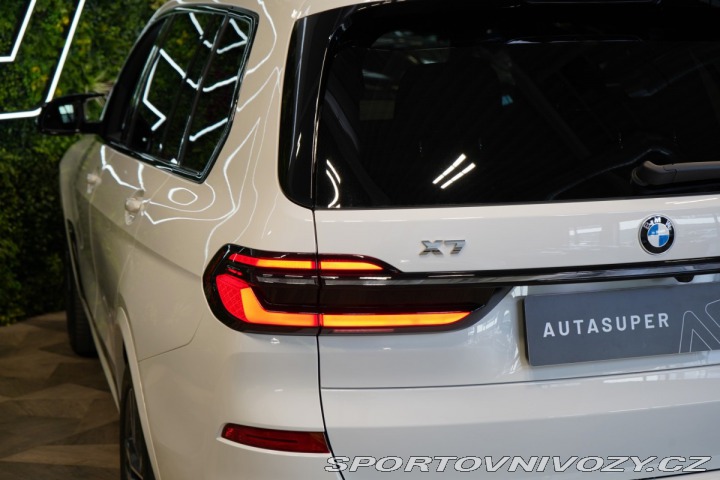 BMW X7 M60i*PANO*HUD*TAŽNÉ*H/K*3 2024