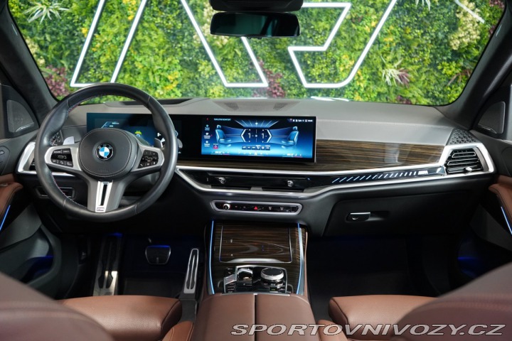 BMW X7 M60i*PANO*HUD*TAŽNÉ*H/K*3 2024