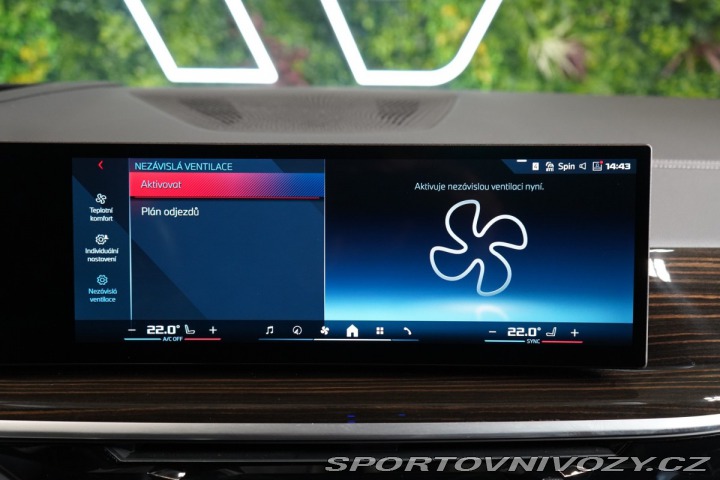 BMW X7 M60i*PANO*HUD*TAŽNÉ*H/K*3 2024