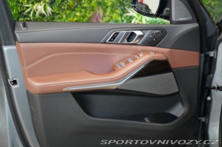 BMW X7 M60i*PANO*HUD*TAŽNÉ*H/K*3 2024