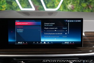 BMW X7 M60i*PANO*HUD*TAŽNÉ*H/K*3 2024