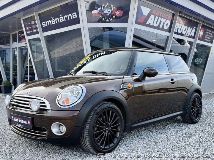 Mini Cooper 1,6i 88kW 50 REZERVACE 2010