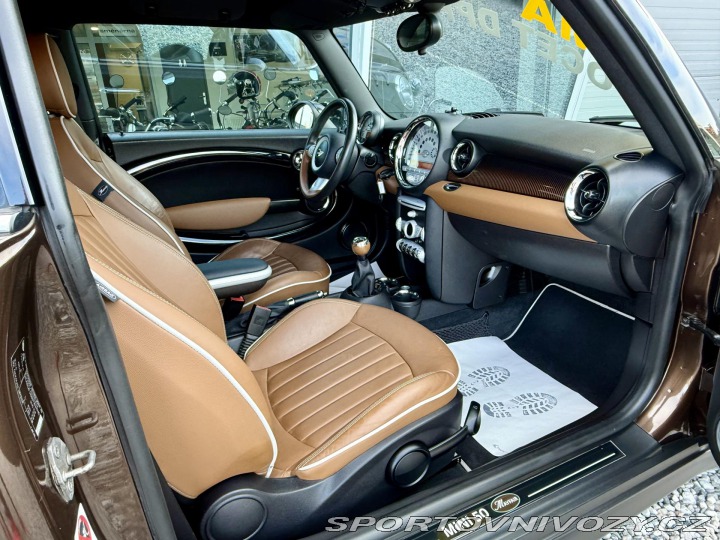 Mini Cooper 1,6i 88kW 50 REZERVACE 2010