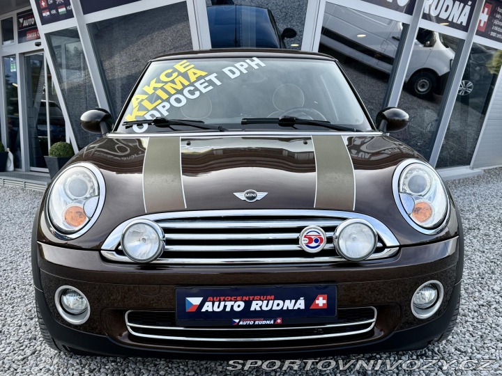 Mini Cooper 1,6i 88kW 50 REZERVACE 2010