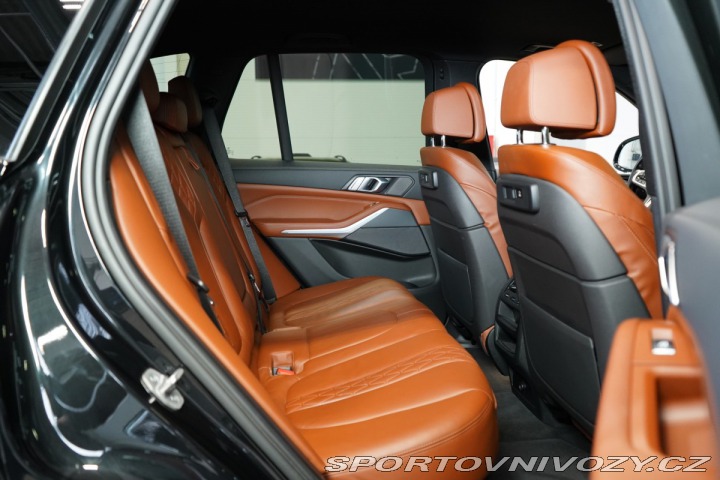 BMW X5 M50i*LASER*TAŽNÉ*HUD*CRAF 2023