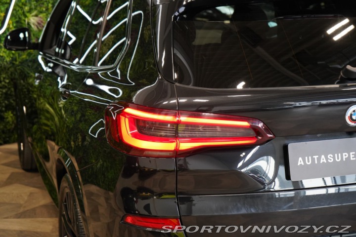 BMW X5 M50i*LASER*TAŽNÉ*HUD*CRAF 2023