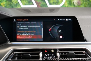 BMW X5 M50i*LASER*TAŽNÉ*HUD*CRAF 2023