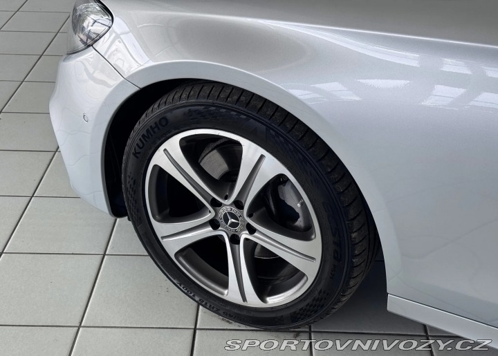 Mercedes-Benz E 300 9G-TRONIC 2018