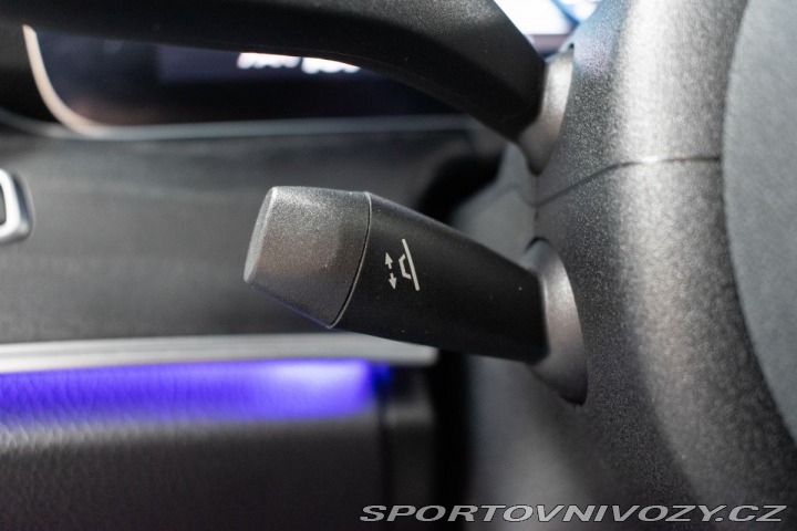 Mercedes-Benz E E 220d 4x4*AMG*AIR*TAŽNÉ* 2020