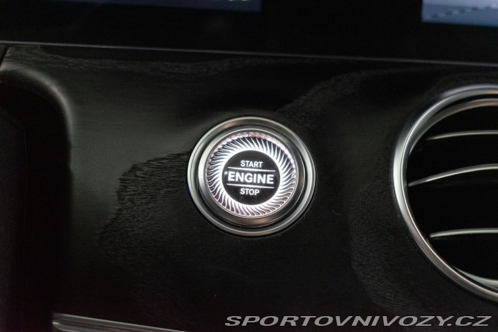 Mercedes-Benz E E 220d 4x4*AMG*AIR*TAŽNÉ* 2020