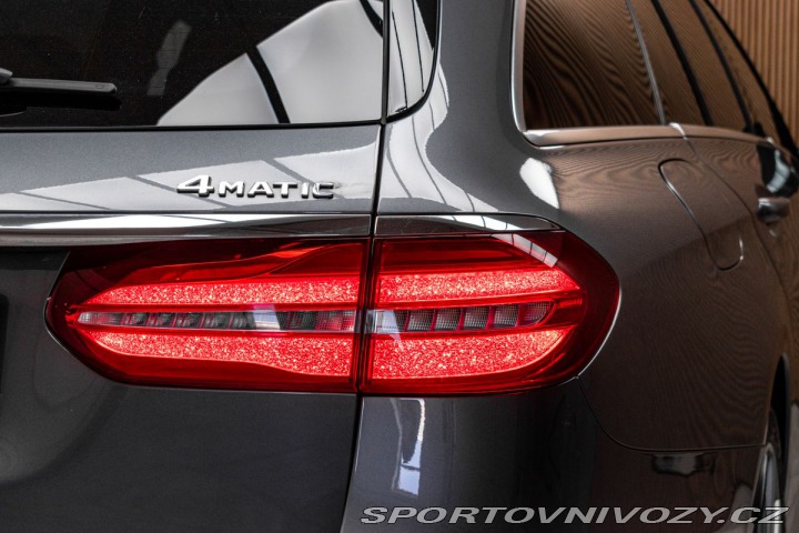 Mercedes-Benz E E 220d 4x4*AMG*AIR*TAŽNÉ* 2020