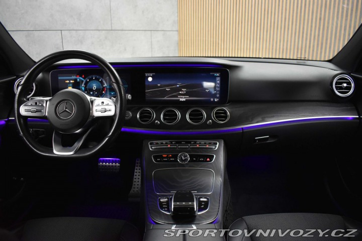 Mercedes-Benz E E 220d 4x4*AMG*AIR*TAŽNÉ* 2020