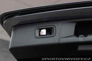 Mercedes-Benz E E 220d 4x4*AMG*AIR*TAŽNÉ* 2020