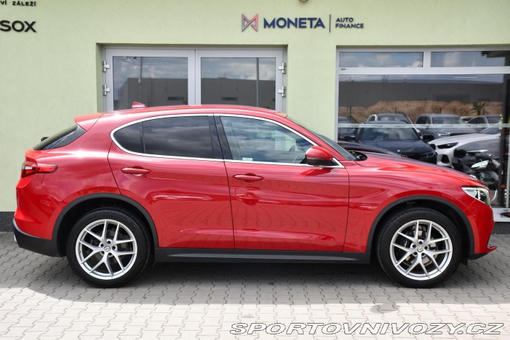 Alfa Romeo Stelvio 2.0 206kW Q4 VELOCE 2017